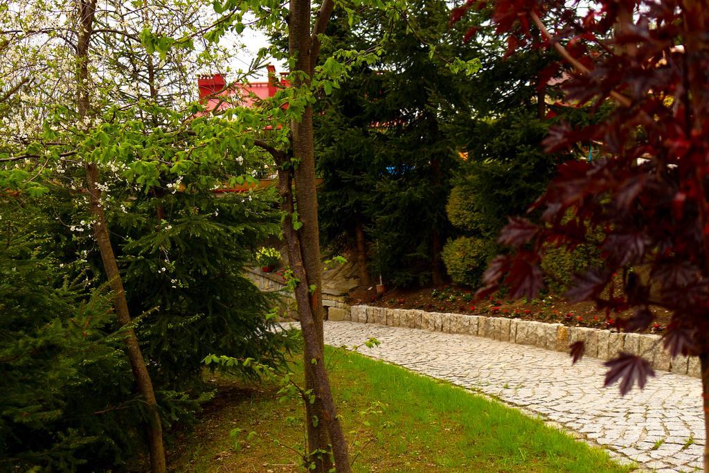 Janda Resort & Conference Mszana Dolna Esterno foto